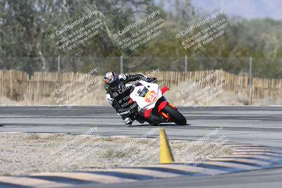 media/Dec-01-2025-Moto Forza (Mon) [[2daa91e15f]]/1-Advanced Group/Session 3 (Turn 3)/